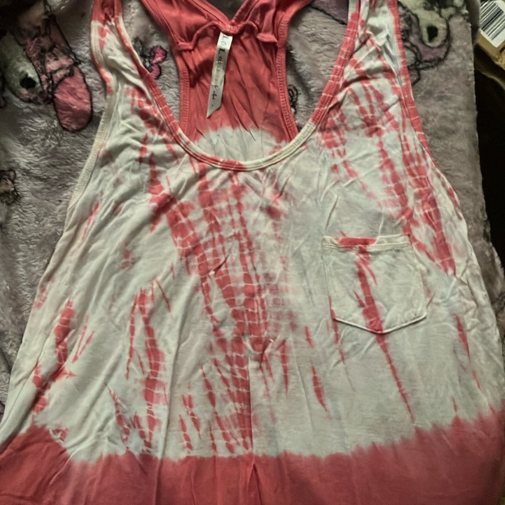 Casual Pink and White Tie-Dye Tank Top